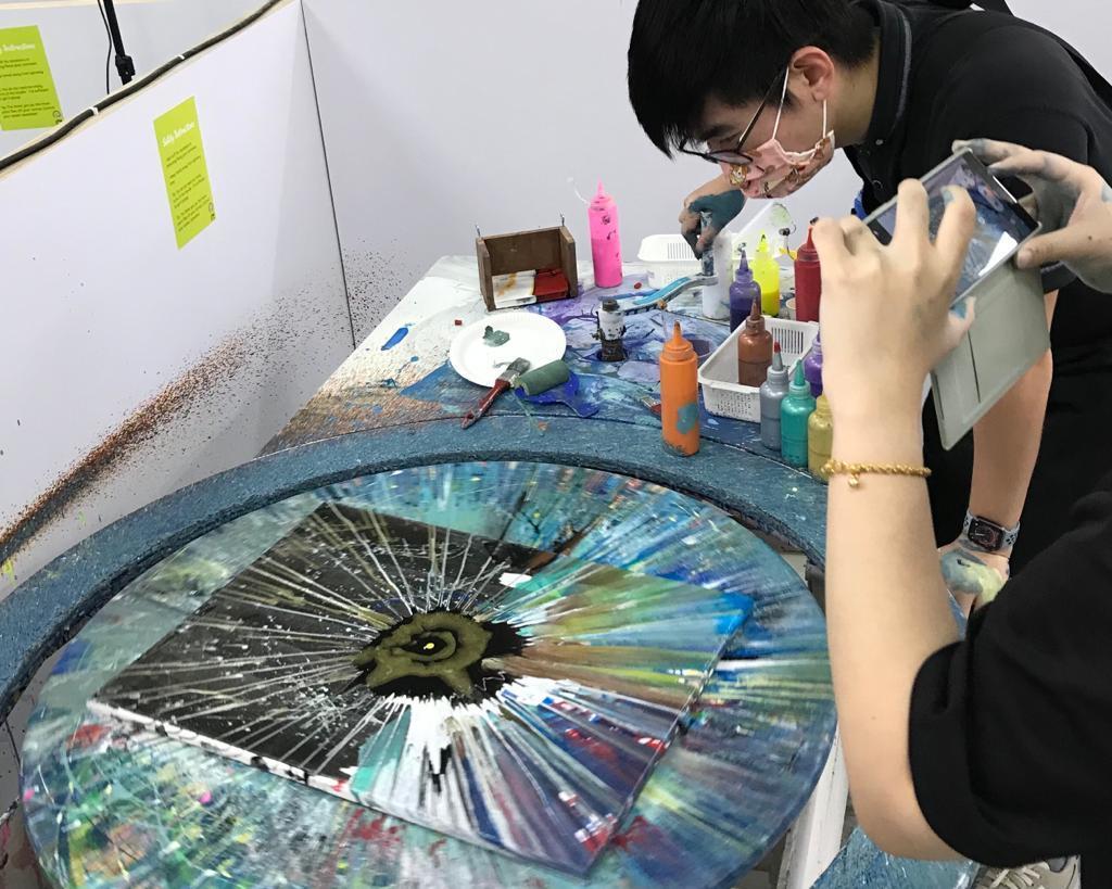 Spin Art with Spin Paint House - Klook Singapore